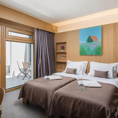 3 Bedroom Cozy In